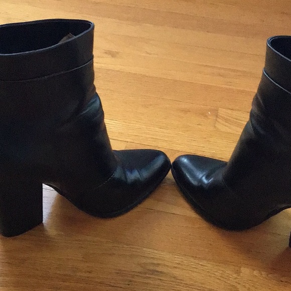 Boots - Picture 3 of 4